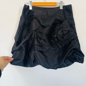 Elegant Black Women's mini balloon Skirt with flower